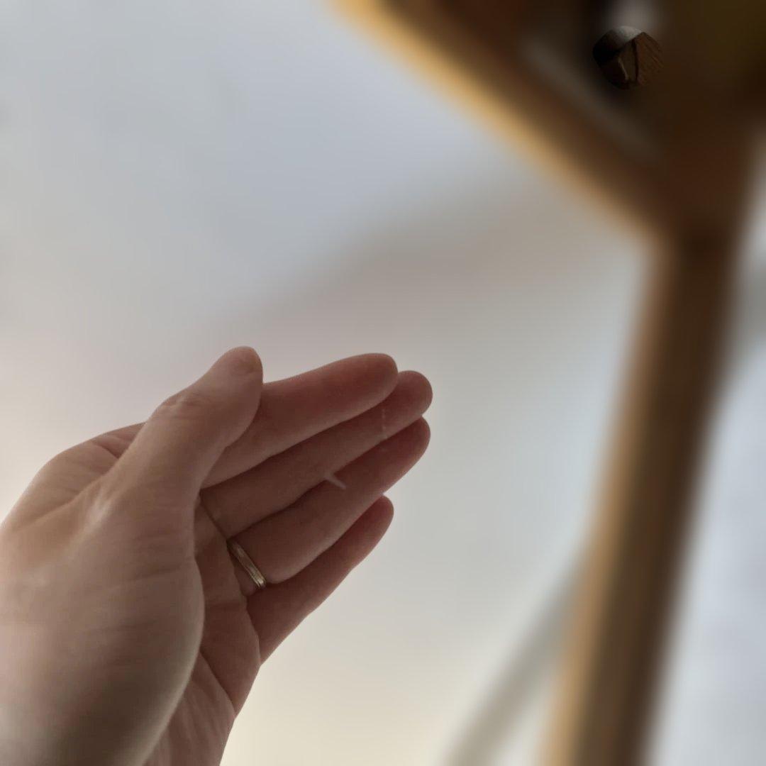 無印良品 キャビネット ガラス扉　観音開き　天然木　タモ材　脚付き　食器棚