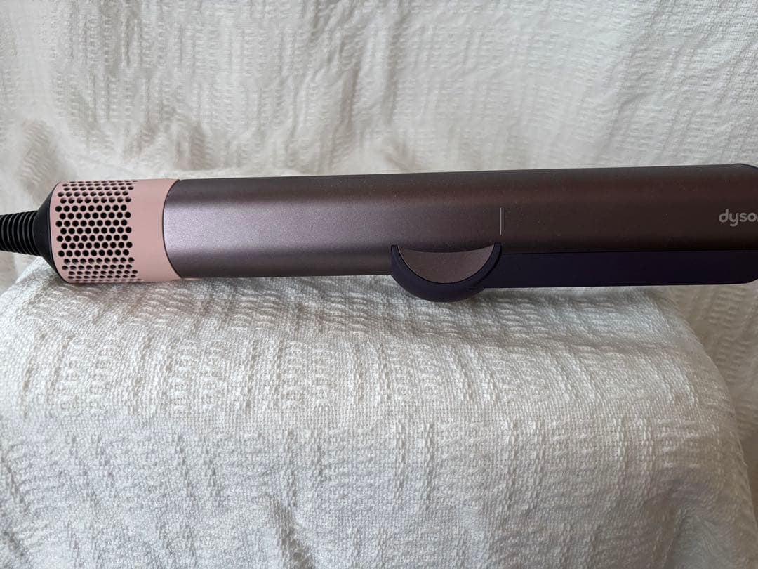 【極美品】Dyson エアーストレート　ストレイトトナー