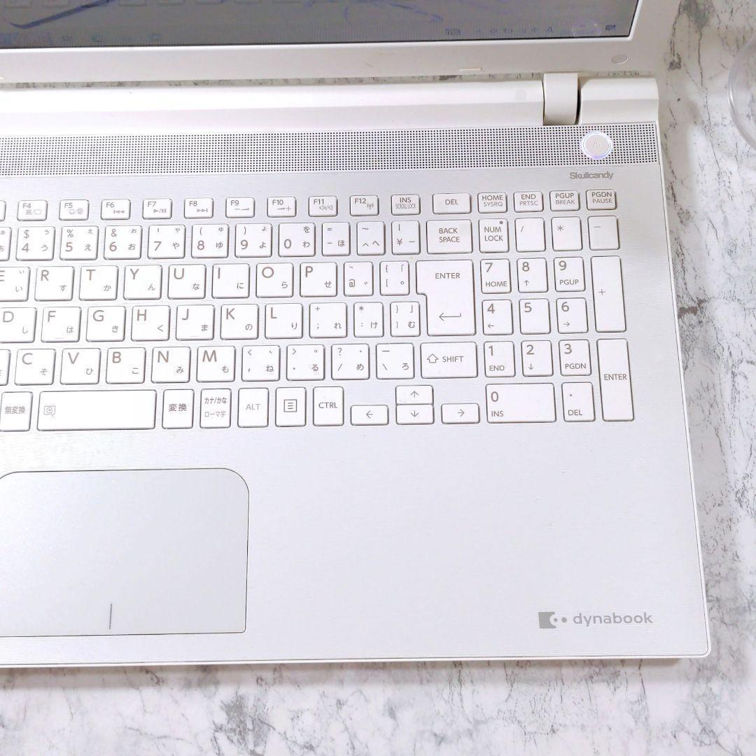 FT32 美品✨快適✨薄型ノートパソコン 8GB SSD WEBカメラ付PC