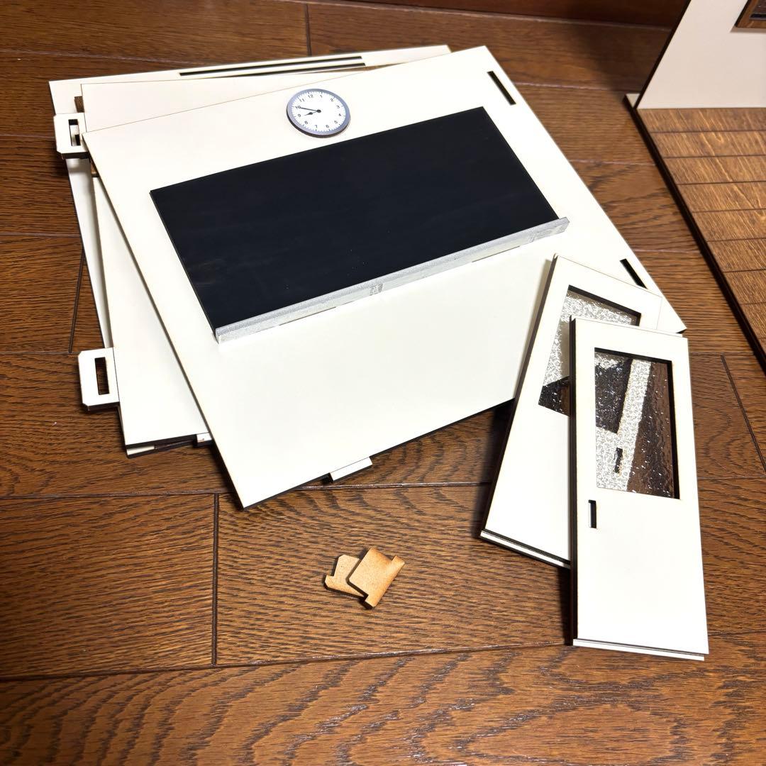 カントリーウッドガーデン　1/10スケール　ドールハウス　学校の教室