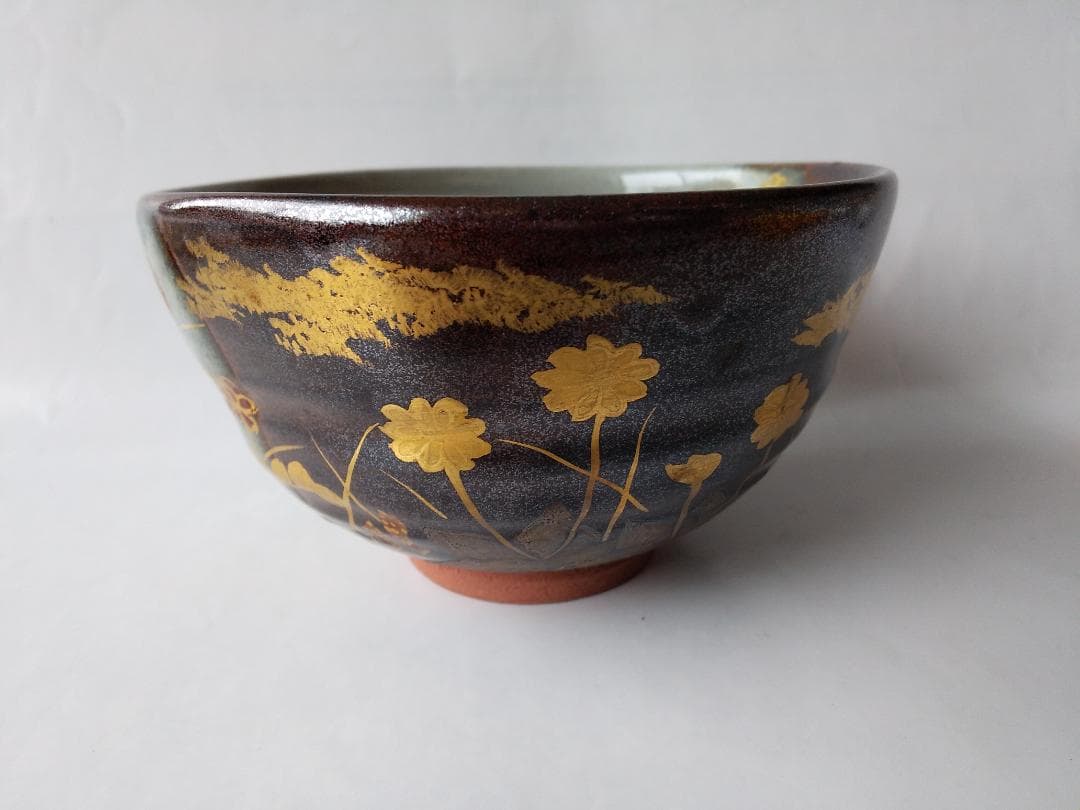 京焼 宮川香せつ 造 春の野 茶碗 共箱 金彩 茶道具 茶器 抹茶碗 新品 です