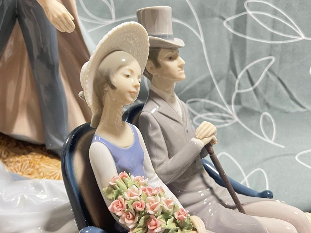 リヤドロ ゴンドラの恋人たち 台付 フィギュリン スペイン製 人形 置物