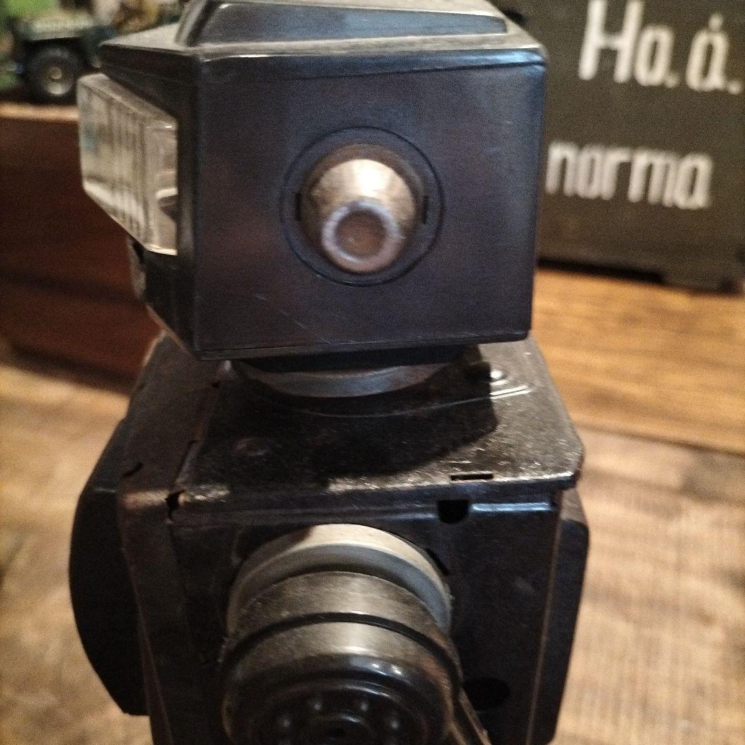 ロボット　ブリキ