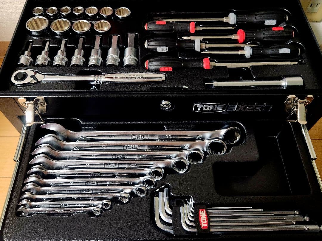 定価11万8273円 TONE 美品 ツールセット 工具 オマケ付き KTC