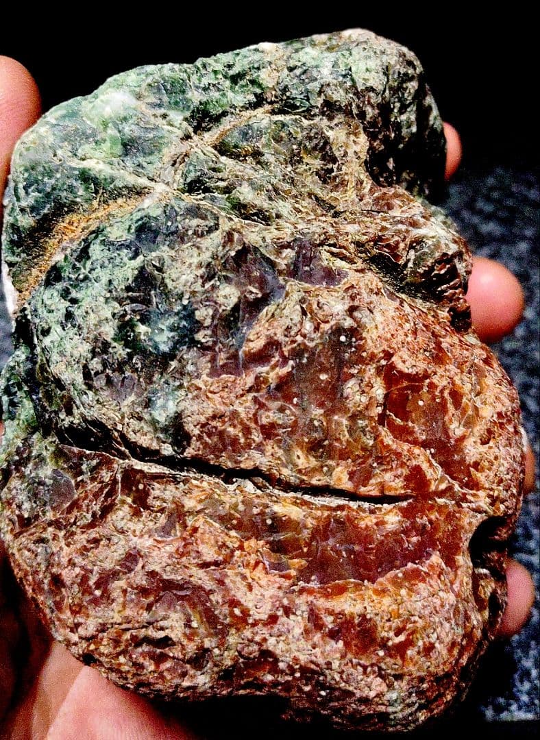 ★赤碧玉✕緑碧玉原石★糸魚川赤玉石【横川・転石・川ズレ・ウブ860ｇ】