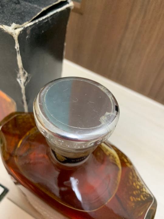 サントリー　ウイスキー　センチュリー15年　2001  箱、冊付き