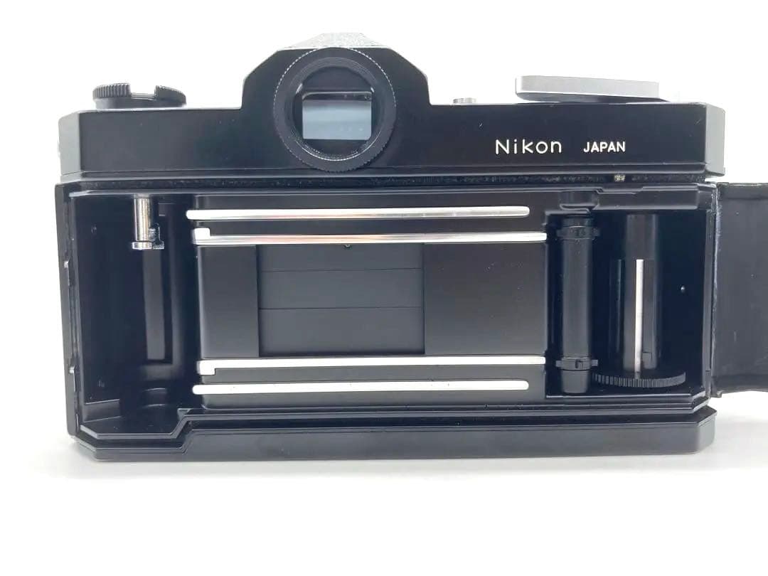 Nikomat FTN フィルム一眼レフカメラ 50mm f/2 レンズ付