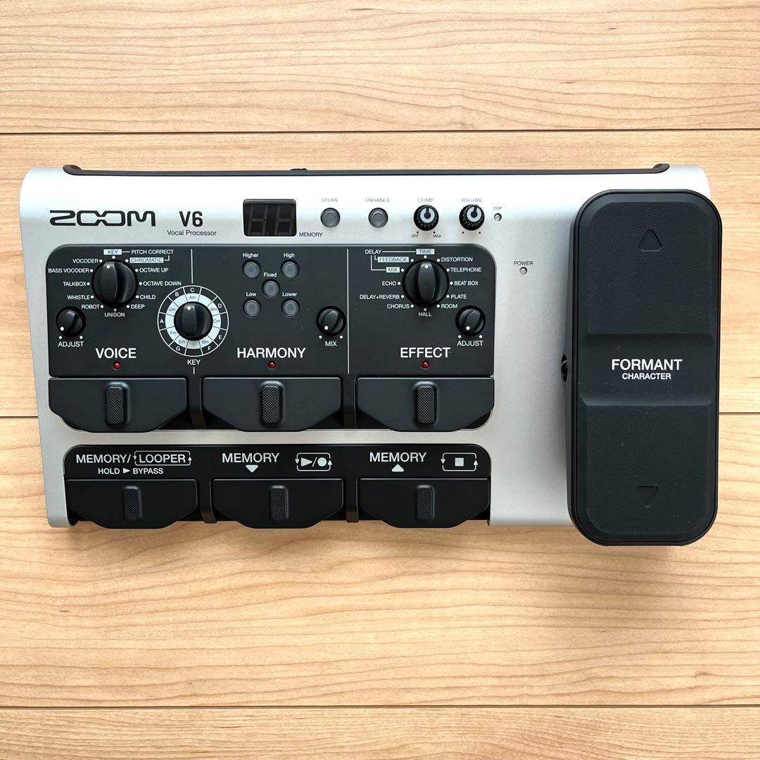 ZOOM ズーム　V6 Vocal Processor エフェクター　マイク付き