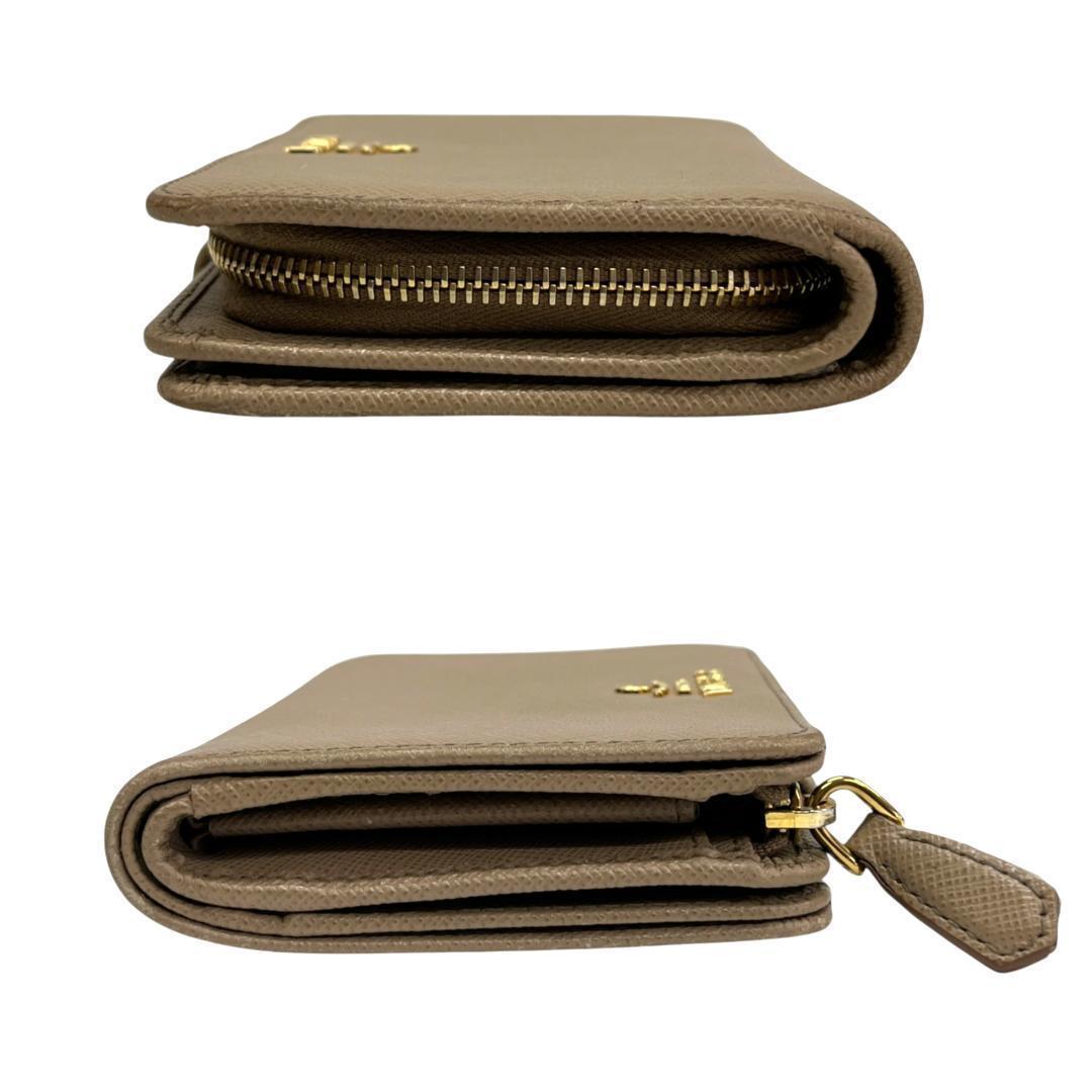 美品 PRADA プラダ 折り財布 サフィアーノレザー 1ML225 ベージュ