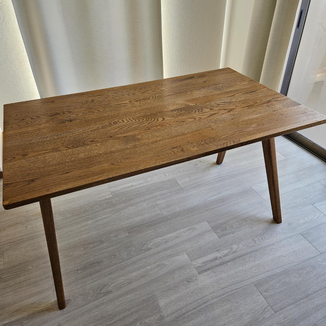 unico Addy 木製 ダイニングテーブル　W1350