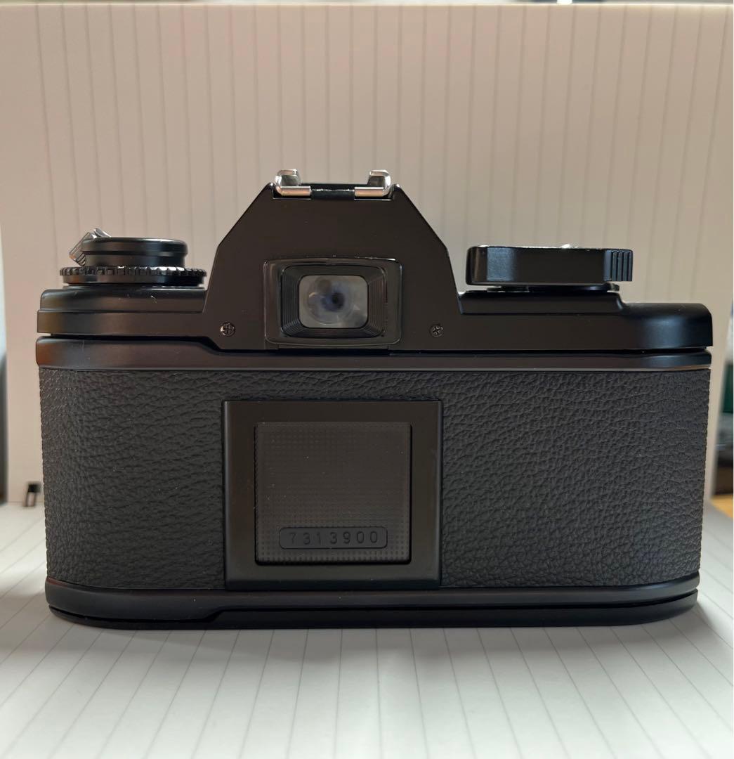 Nikon EM フィルムカメラ