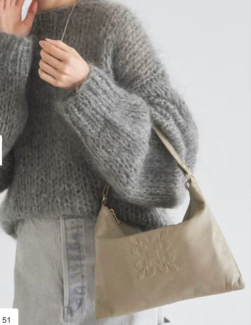 最終価格美品russetエンボスモノグラムソフトレザーショルダーバッググレージュ