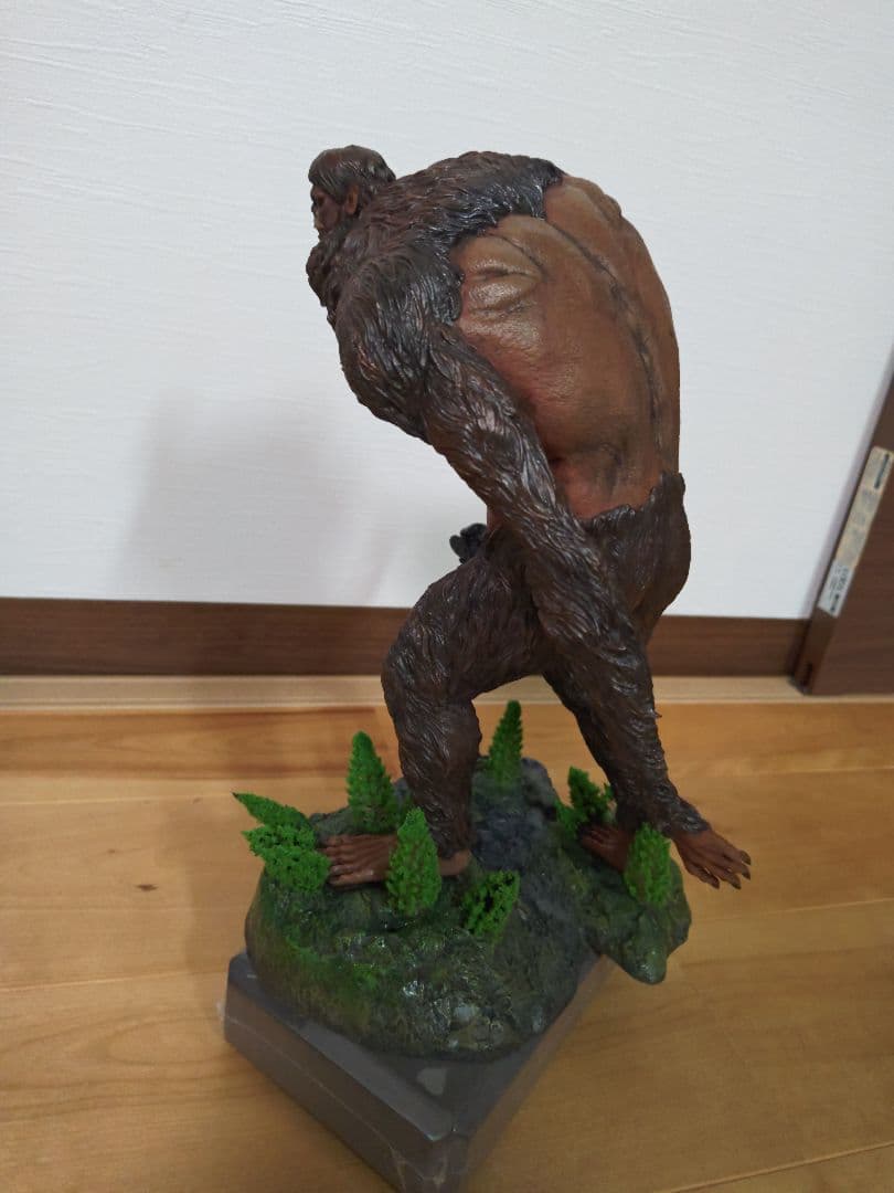 進撃の巨人一番くじ　獣の巨人