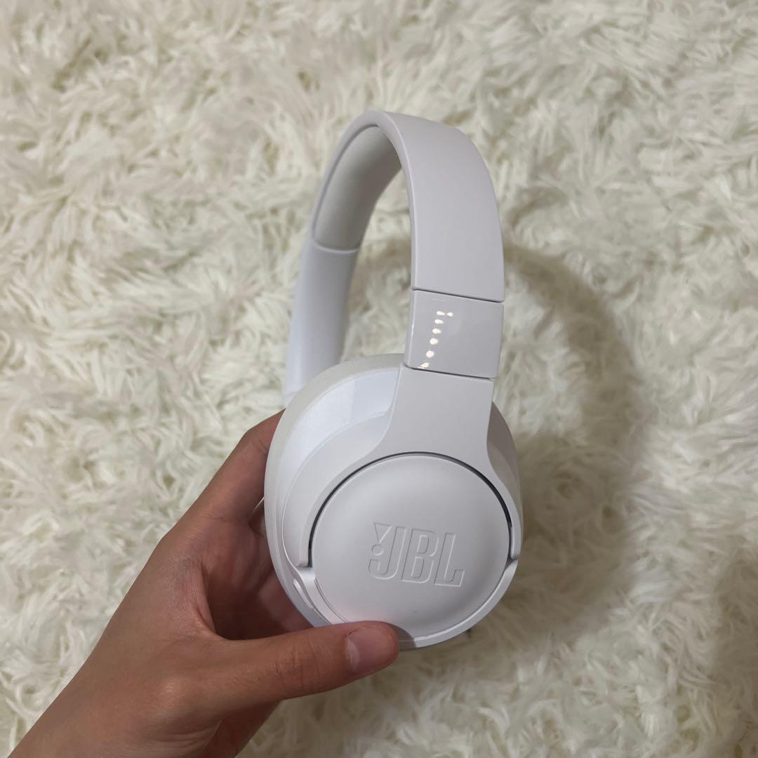 ヘッドホン JBL TUNE 770NC