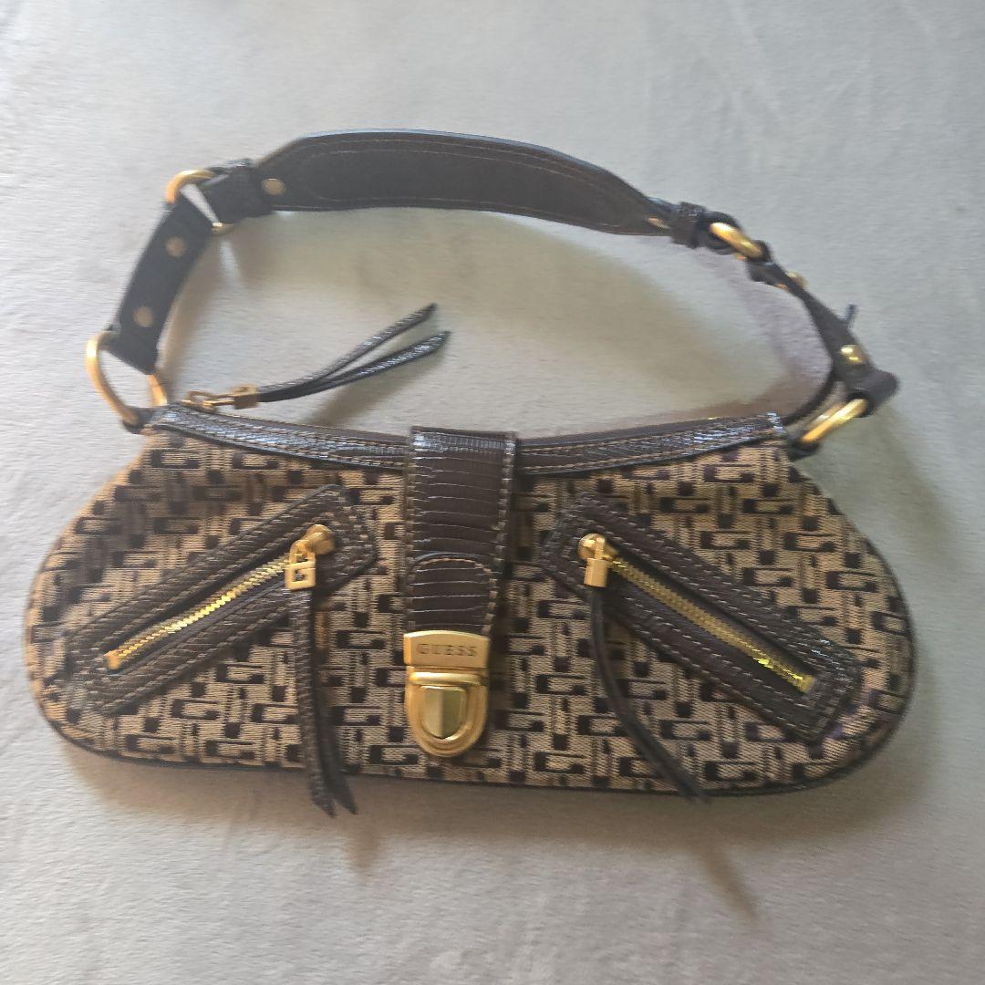 バッグ guess hobo