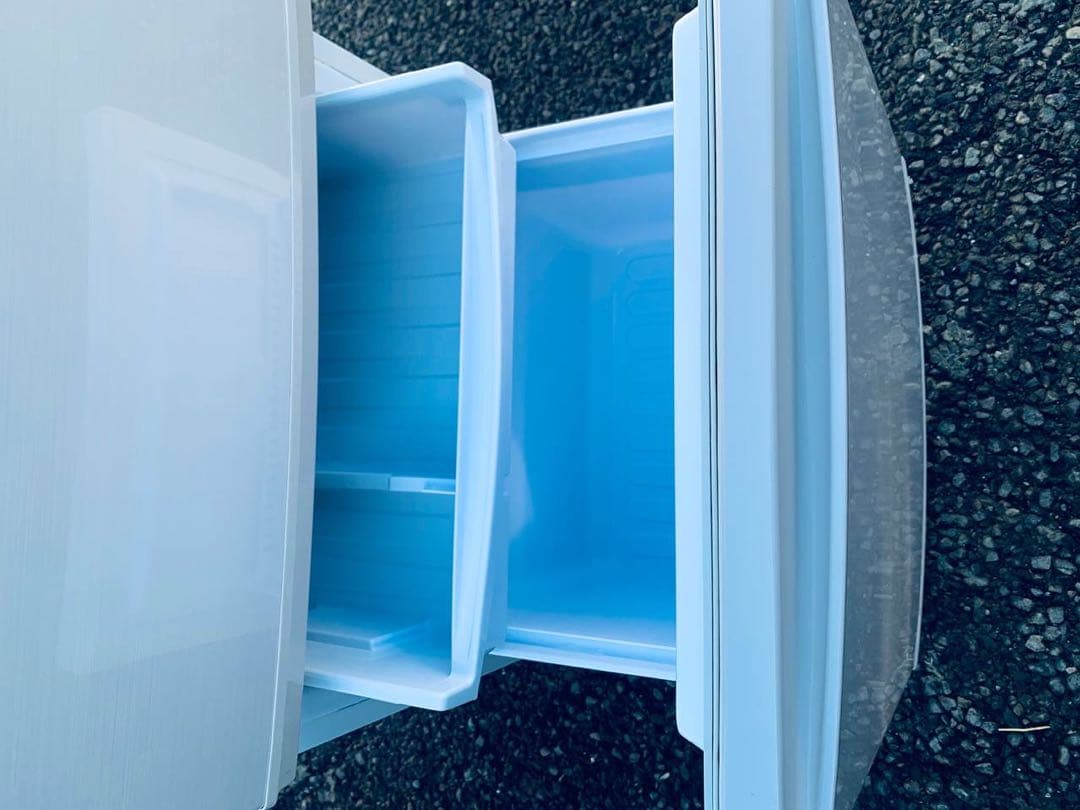 ♦SHARP ノンフロン冷凍冷蔵庫【2015年製】SJ-PD14A-C