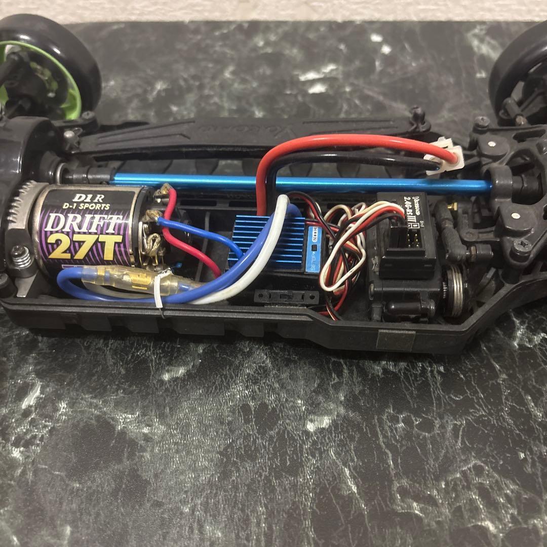 ヨコモ1/10ドリフトラジコン