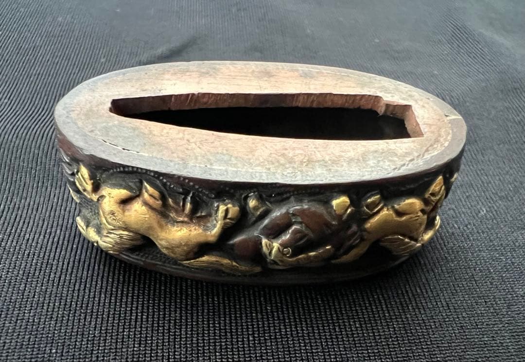 刀装具 縁頭 目貫 群馬象嵌 馬紋様 銅地 金 剣刀装具 日本刀 鐔 骨董品