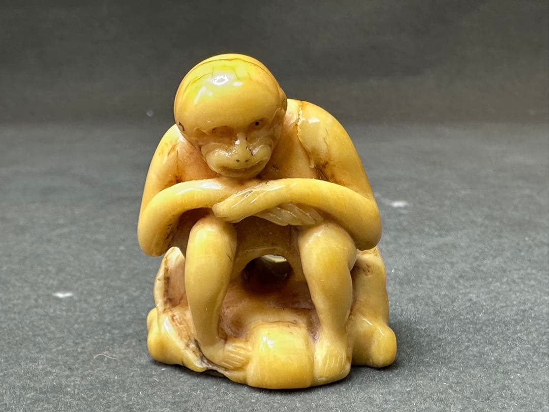 極上　根付　印鑑　天然素材　アンティーク　和彫　置物　骨董　飾り物　古美術品