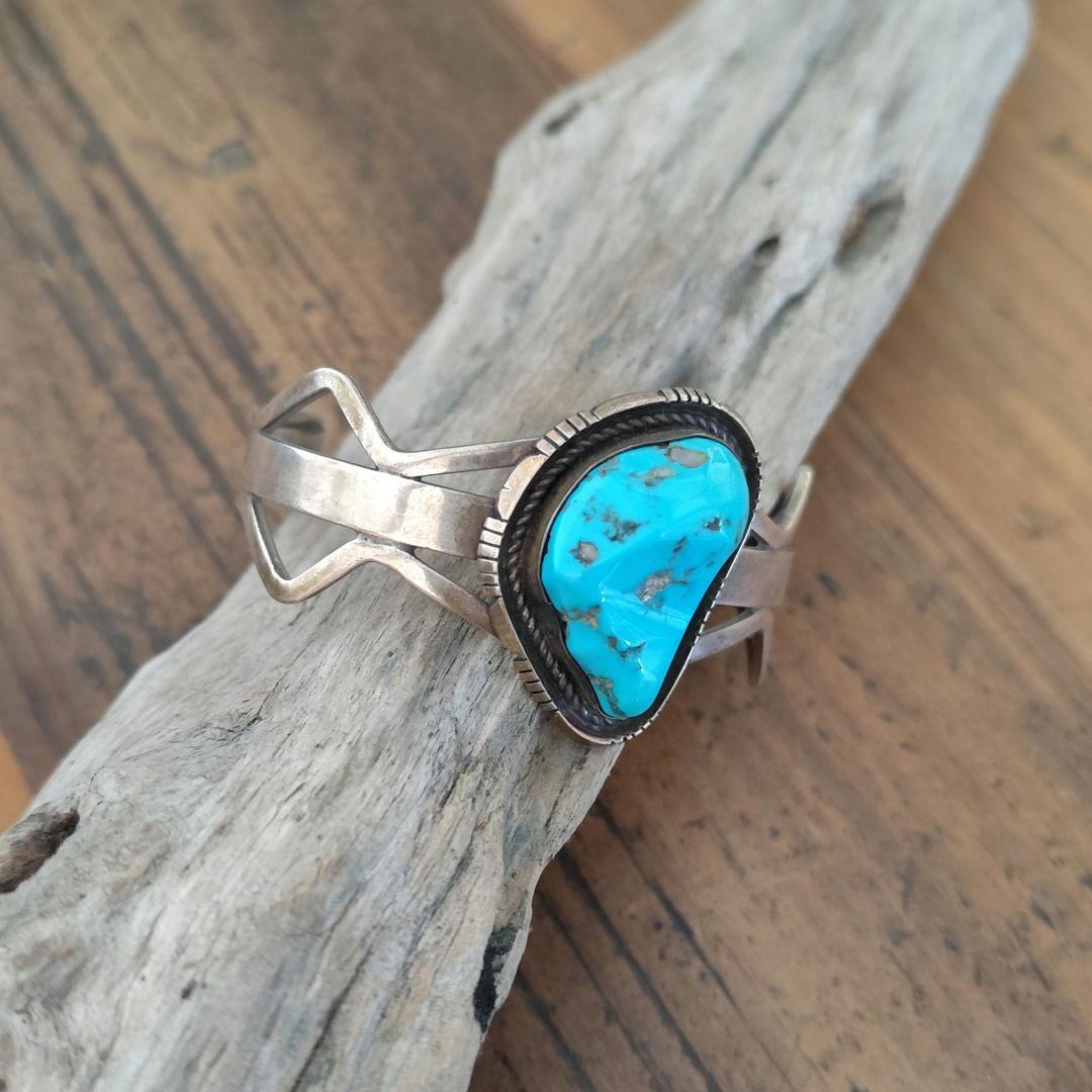 ナバホ族 STERING ターコイズ シルバー バングル インディアンジュエリー