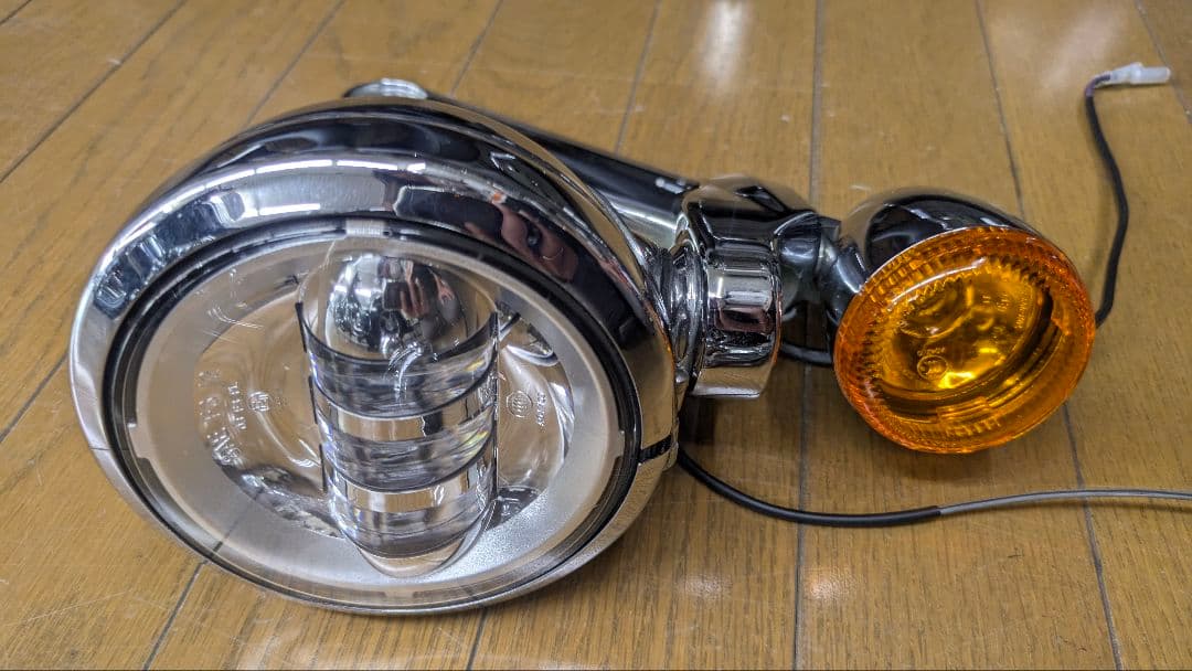 ハーレー純正　補助ライトキット　スイッチバック用　FLD　左右セット