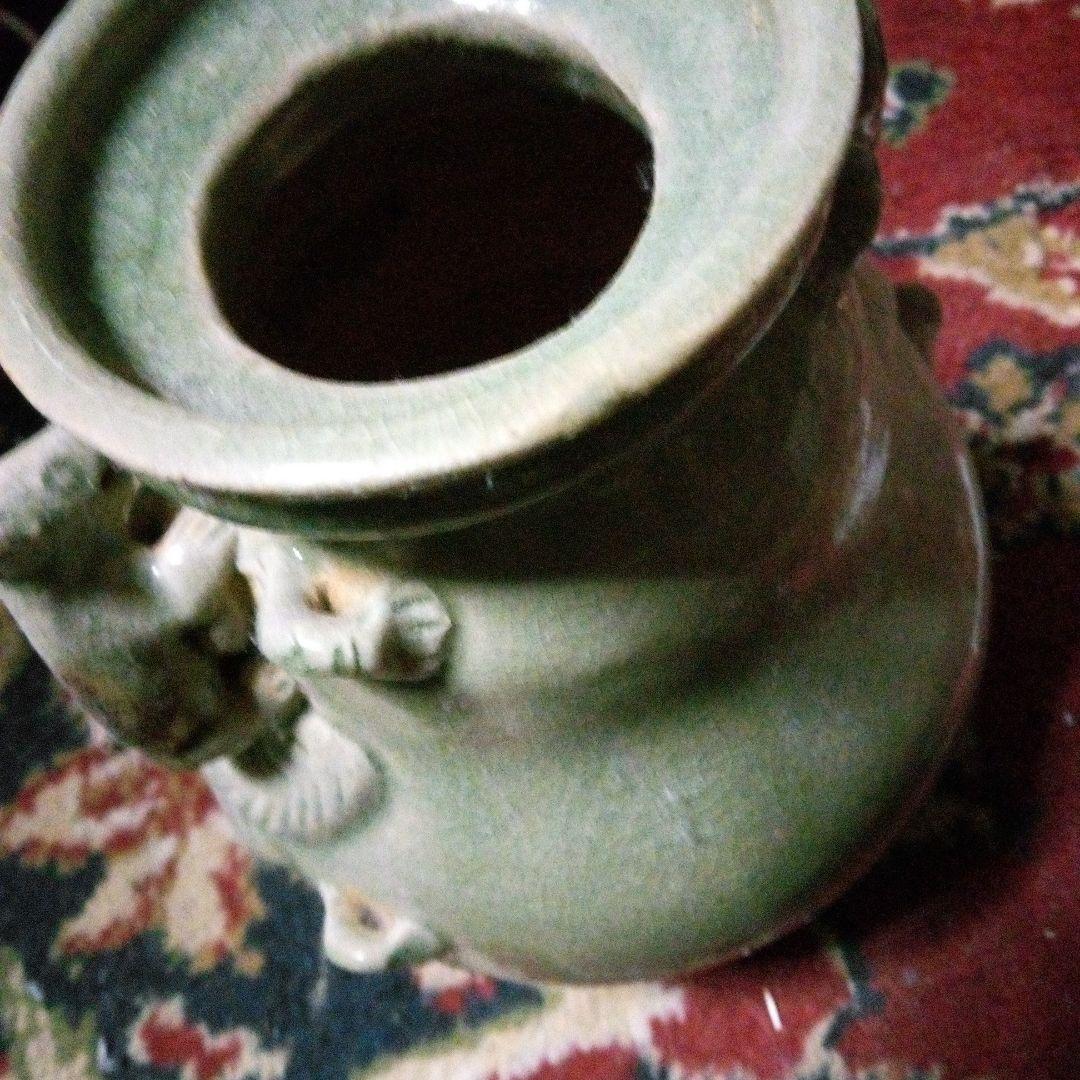 中国陶磁器　獅子形緑色陶器