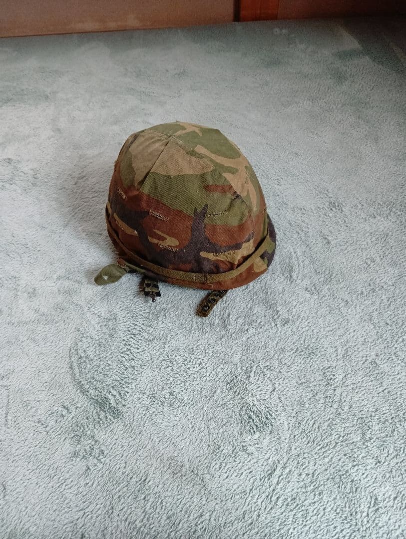 ベトナム戦　米軍ヘルメット　本物