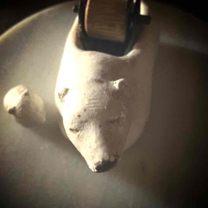 末草さんの親子クマのテープカッター