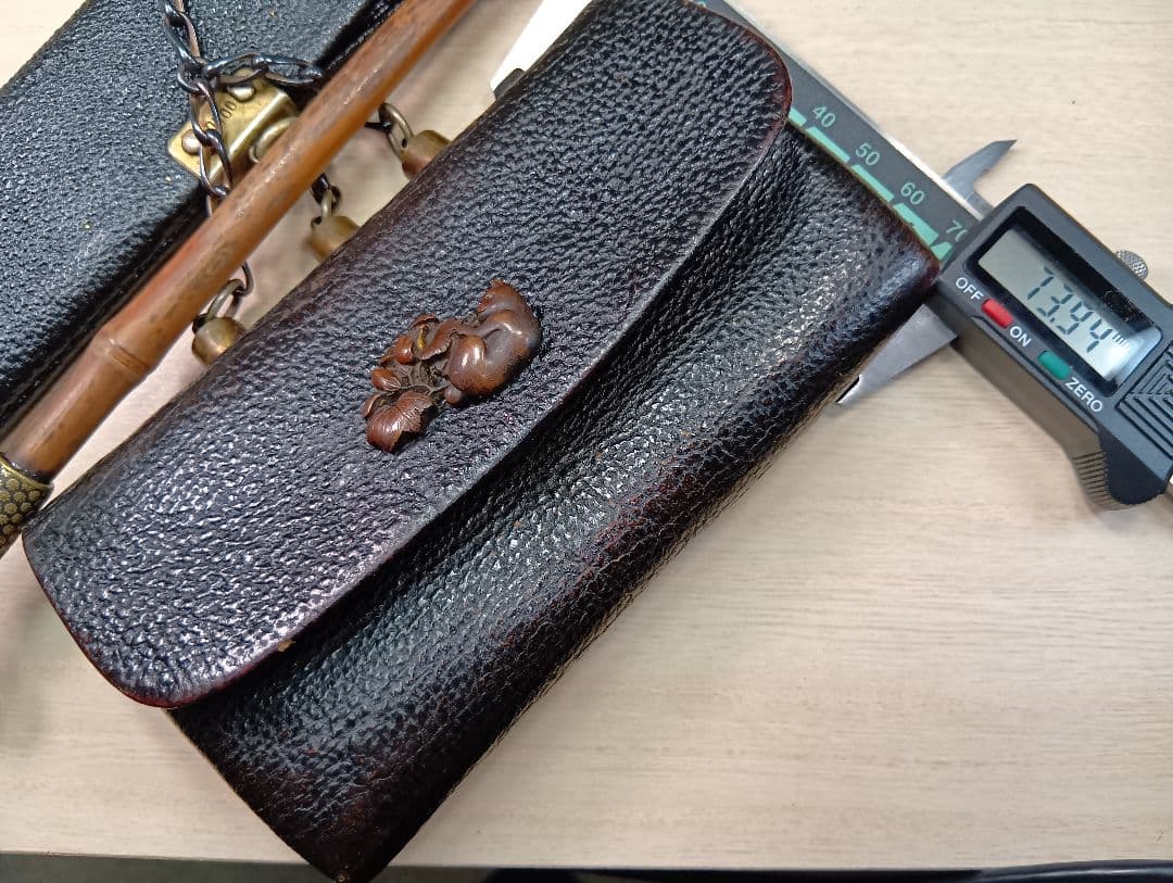 煙草入／猫前金具／美品根付／真鍮煙管