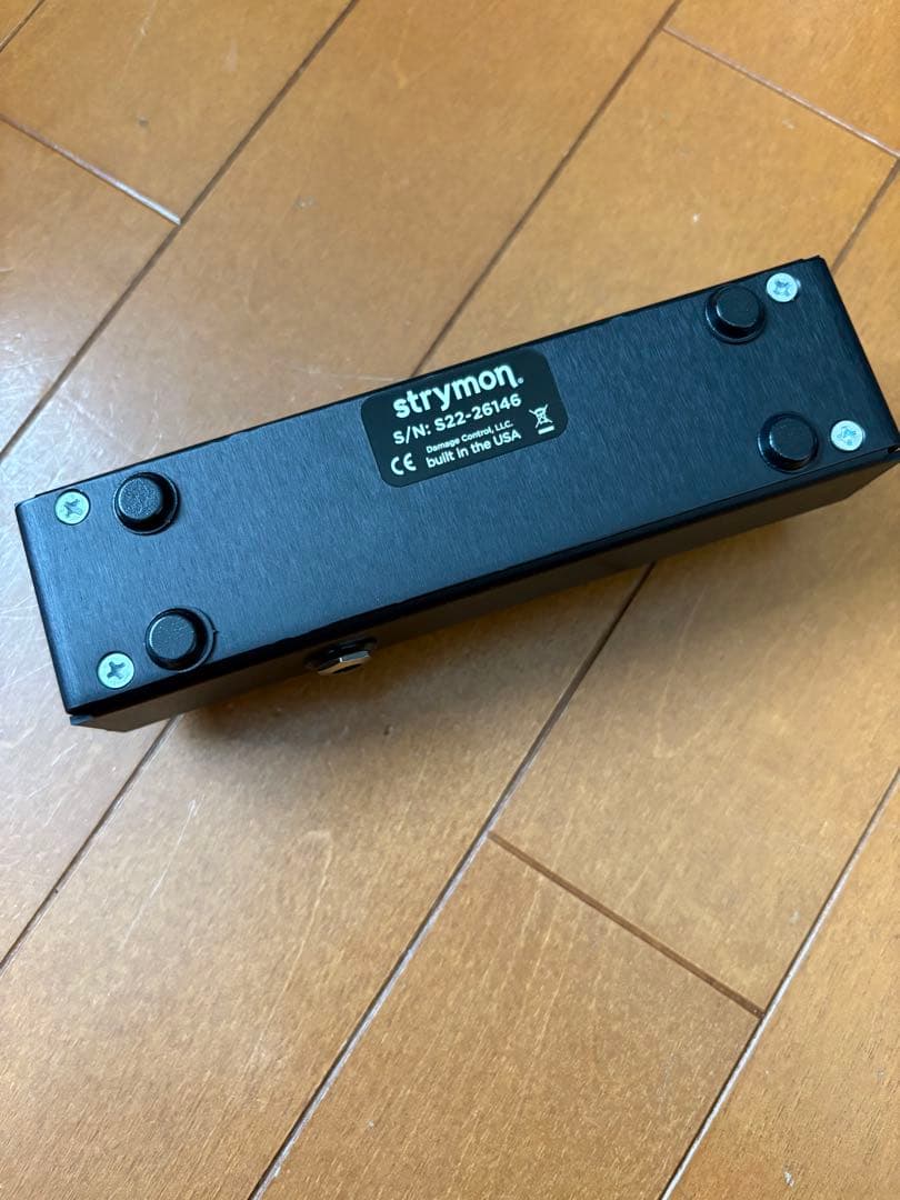 Strymon MULTI スイッチ