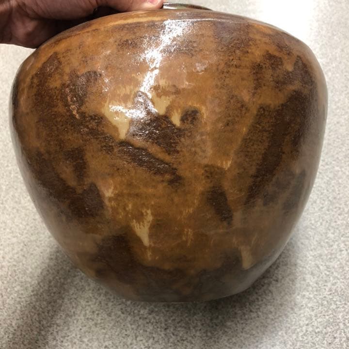 遺品整理◼️骨董収集家だった祖父のお宝の蔵に大切にしまってあった大きな壺、壷、花瓶