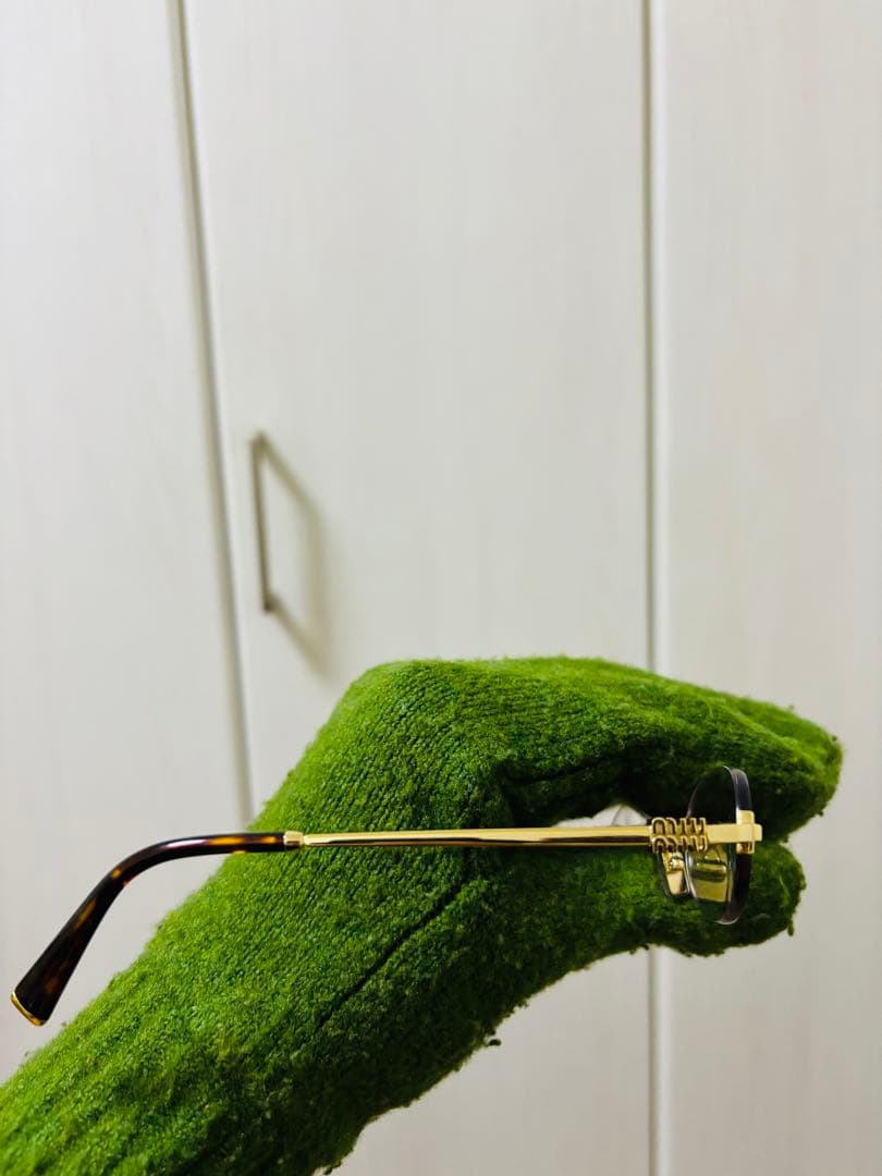 【人気商品】Miu Miu リムレスメガネ クリアサングラス