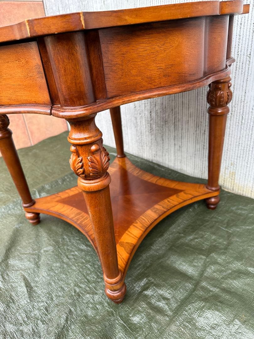 【オケージョナルテーブル】チェスト　木製　花台　飾台　収納　アンティーク◎