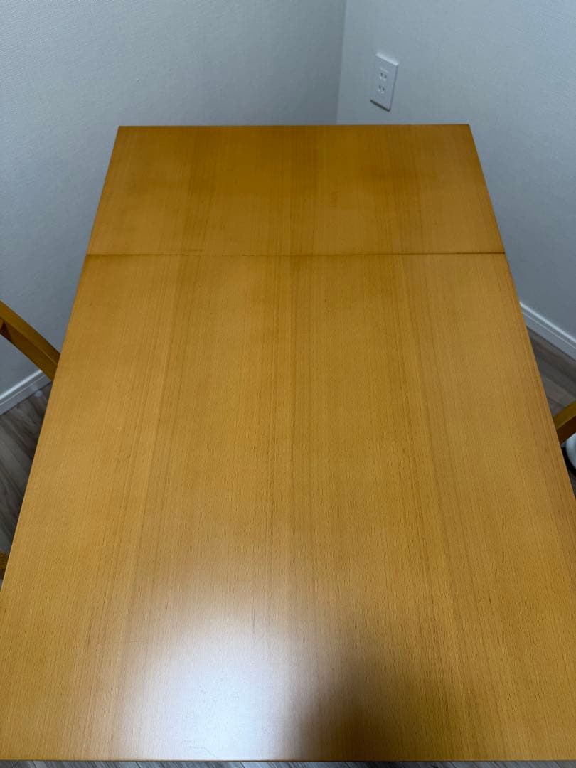ニトリ　ナチュラル木製伸縮式ダイニングテーブル