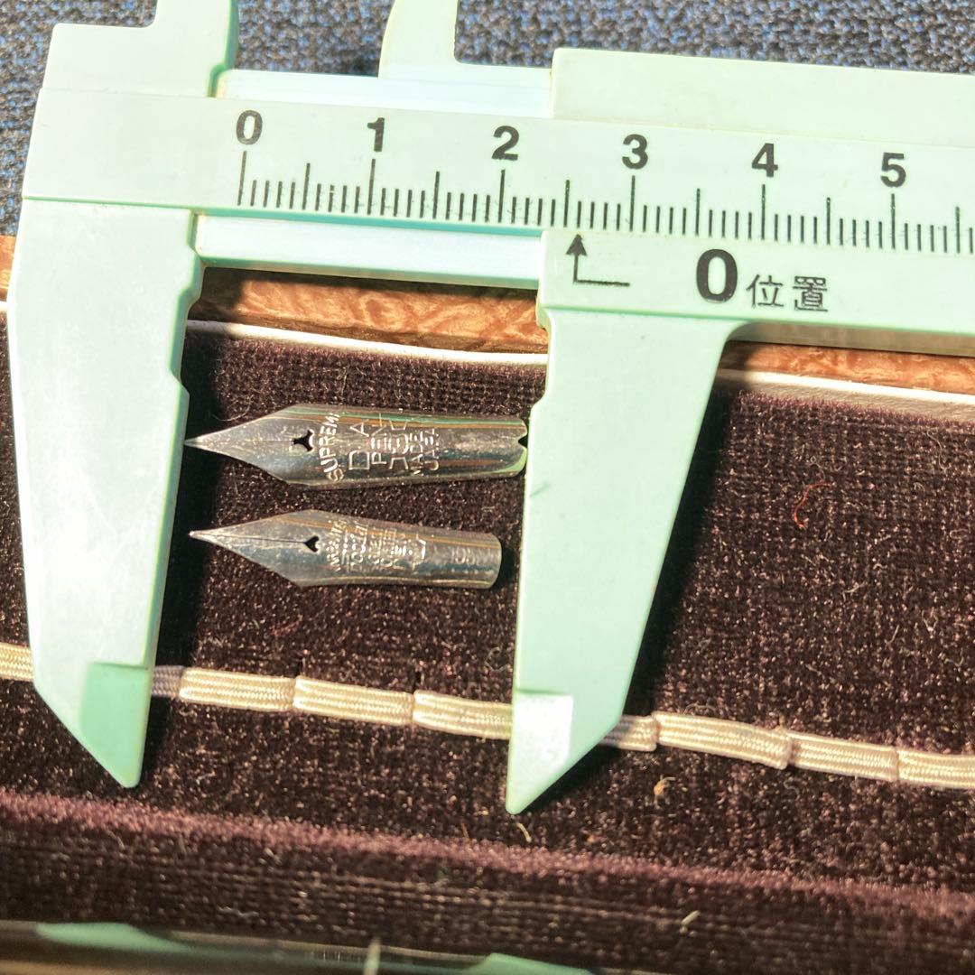 ( ´ ▽ ` )ノ18金ニブとか昔の万年筆なんだけど 書けるか分からないなぁ〜