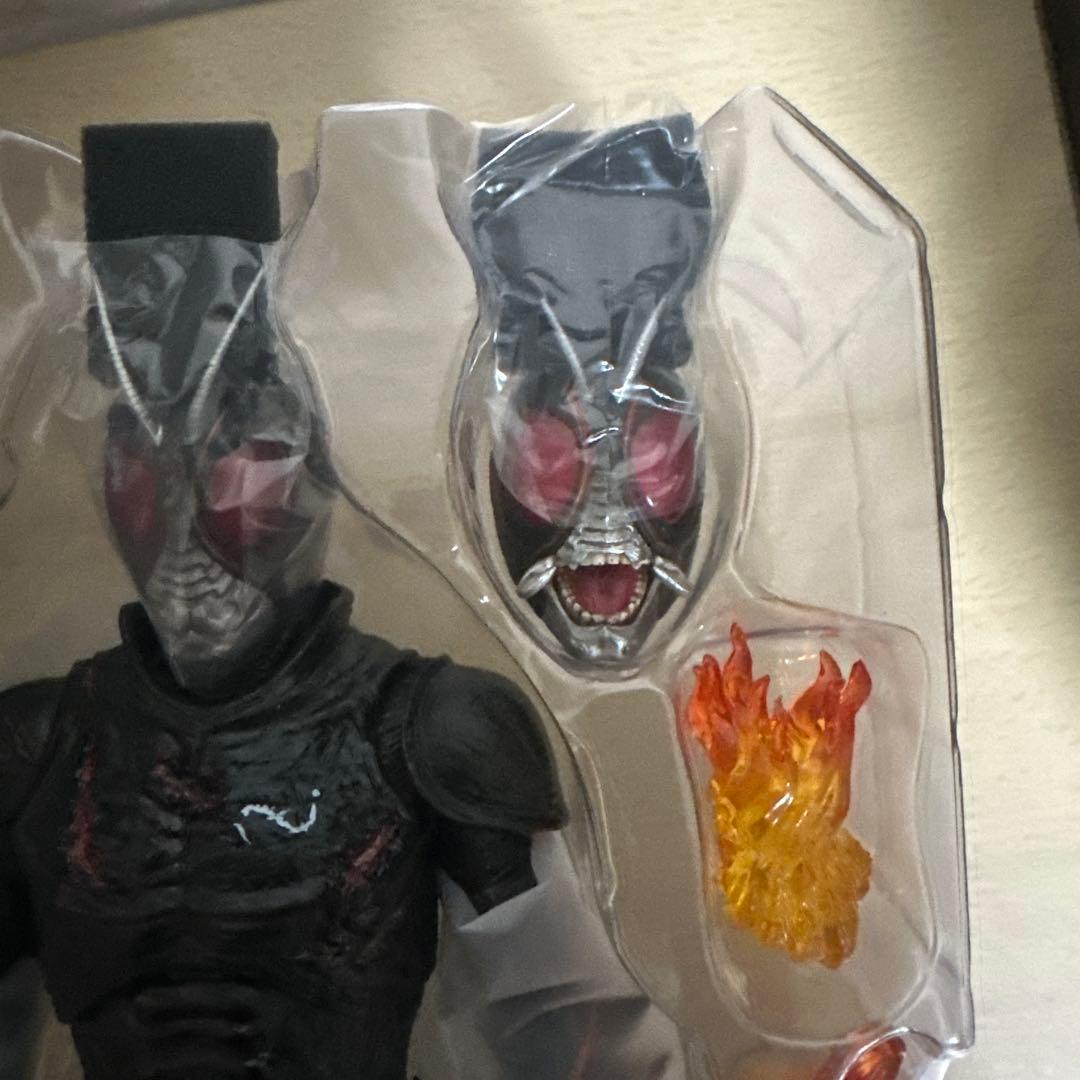 ホットトイズ仮面ライダーBLACK SUN BATTLE DAMAGED ver