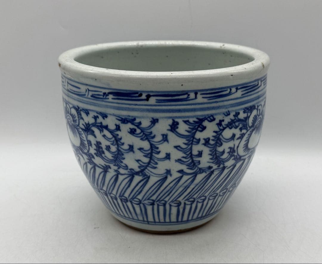 中国　清時代　染付　蓮紋巻缸　書斎用　送料込み251104