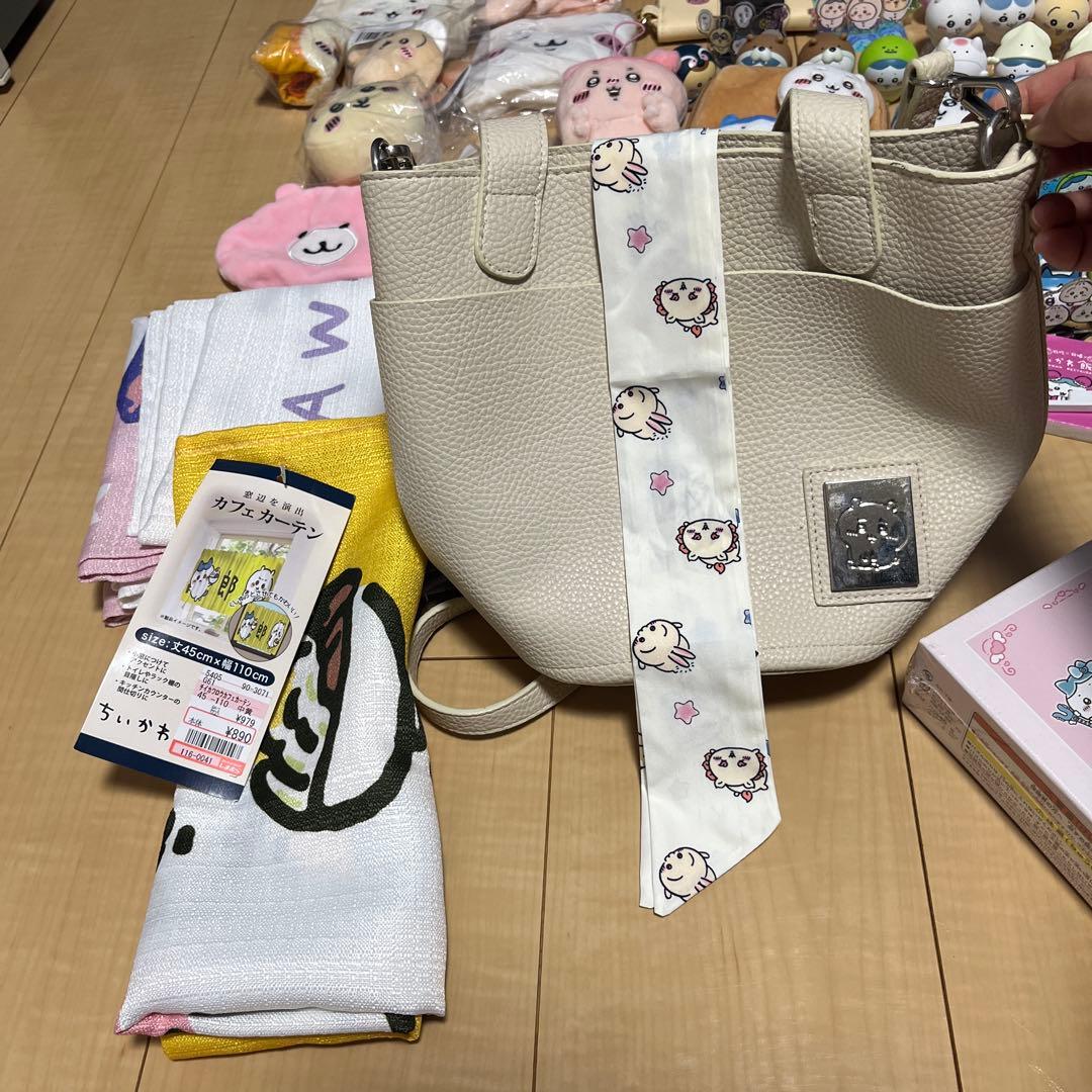 【週末限定値下げ】ちいかわグッズ大量 レアあり？ ケース付き