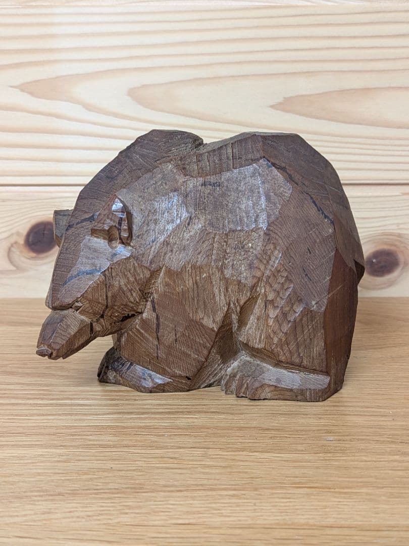 【八雲】木彫り熊 引間二郎 木歩 北海道 熊彫 八雲エイト