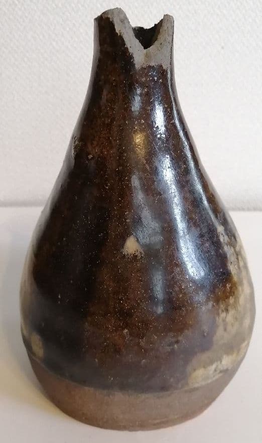 古唐津　飴釉徳利(首欠け)