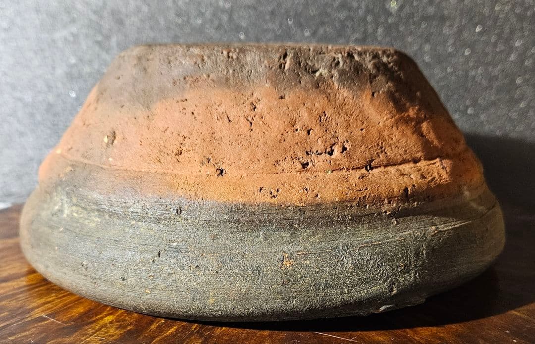 16～17世紀　古南蛮　南蛮焼締　片口擂鉢形　菓子鉢　灰器　花入れ　花器　古琉球