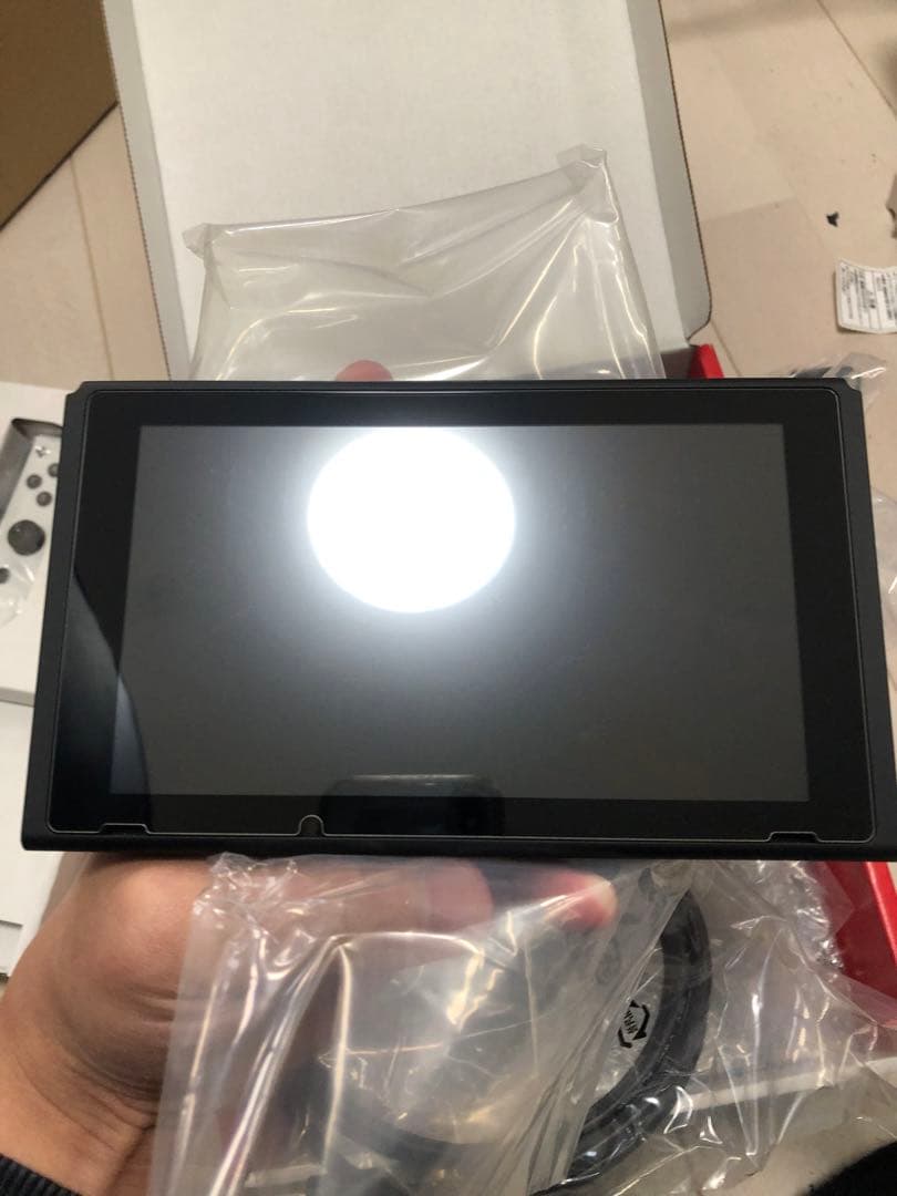 Nintendo Switch 本体美品　ホワイトJoy-Conつき