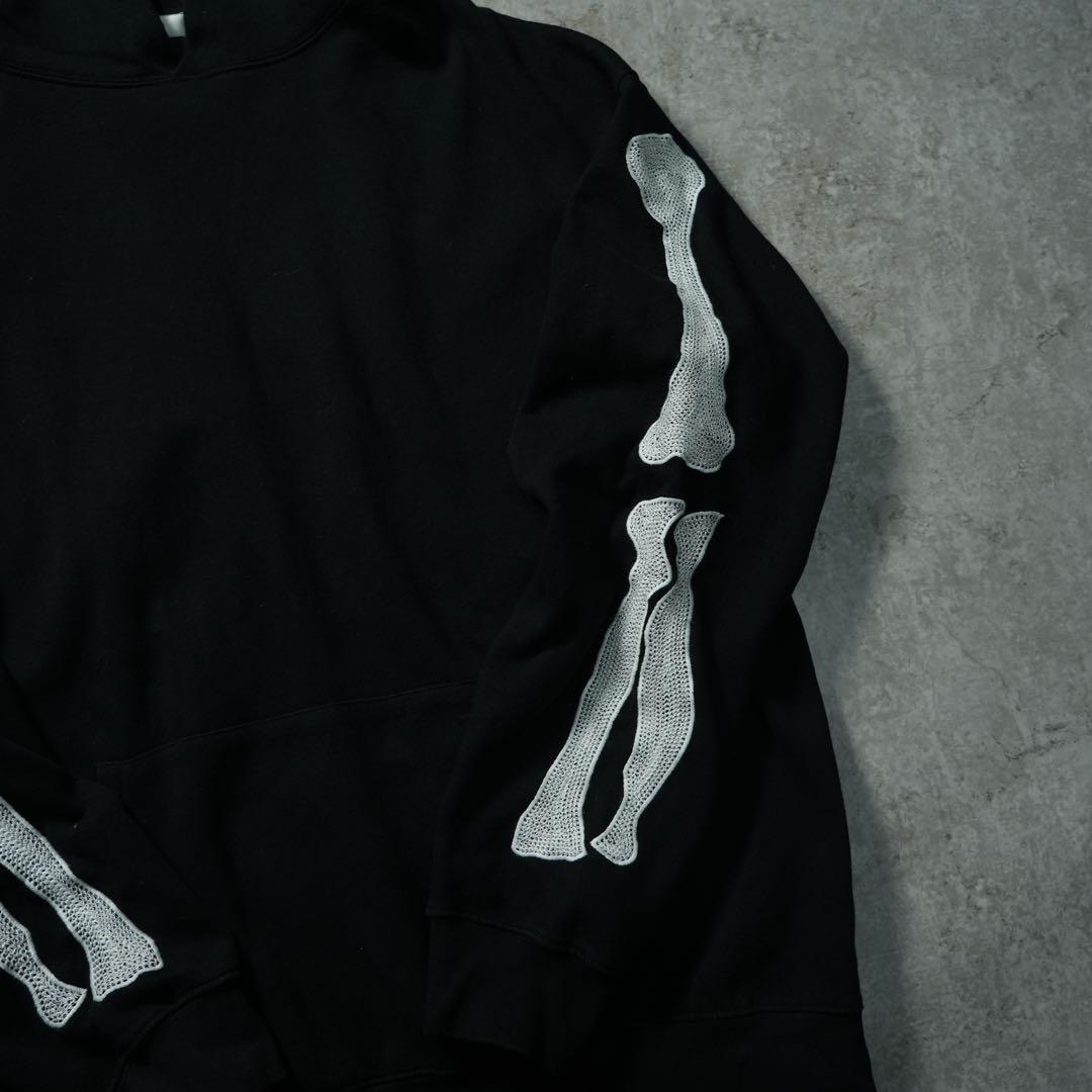 ポ*ー様 【激レア】mnml skeleton hoodie bone 刺繍 u