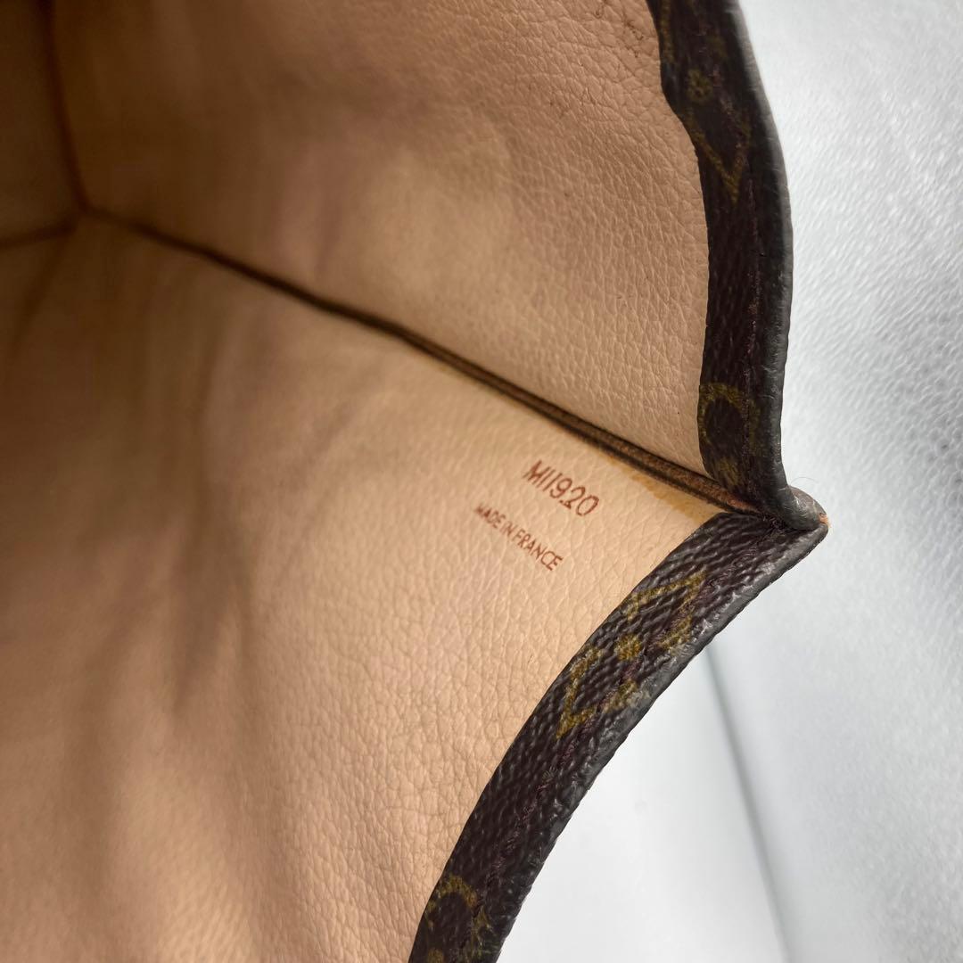 ルイヴィトン　モノグラム　トートバッグ　サックプラ　A4可能　13A