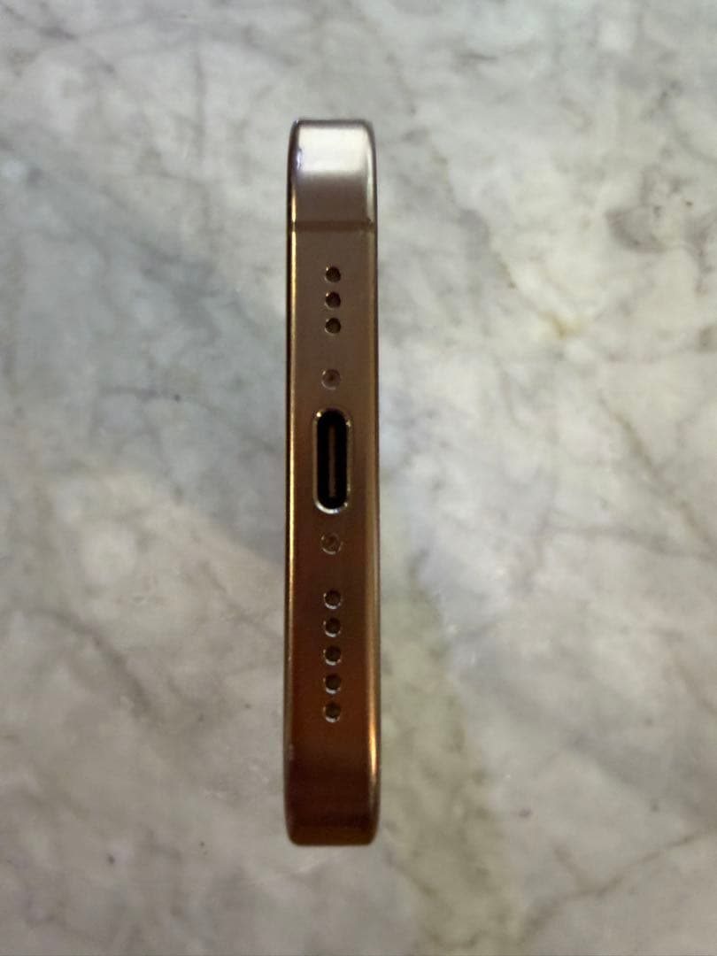 iPhone15 Pro 256GB ナチュラルチタニウム