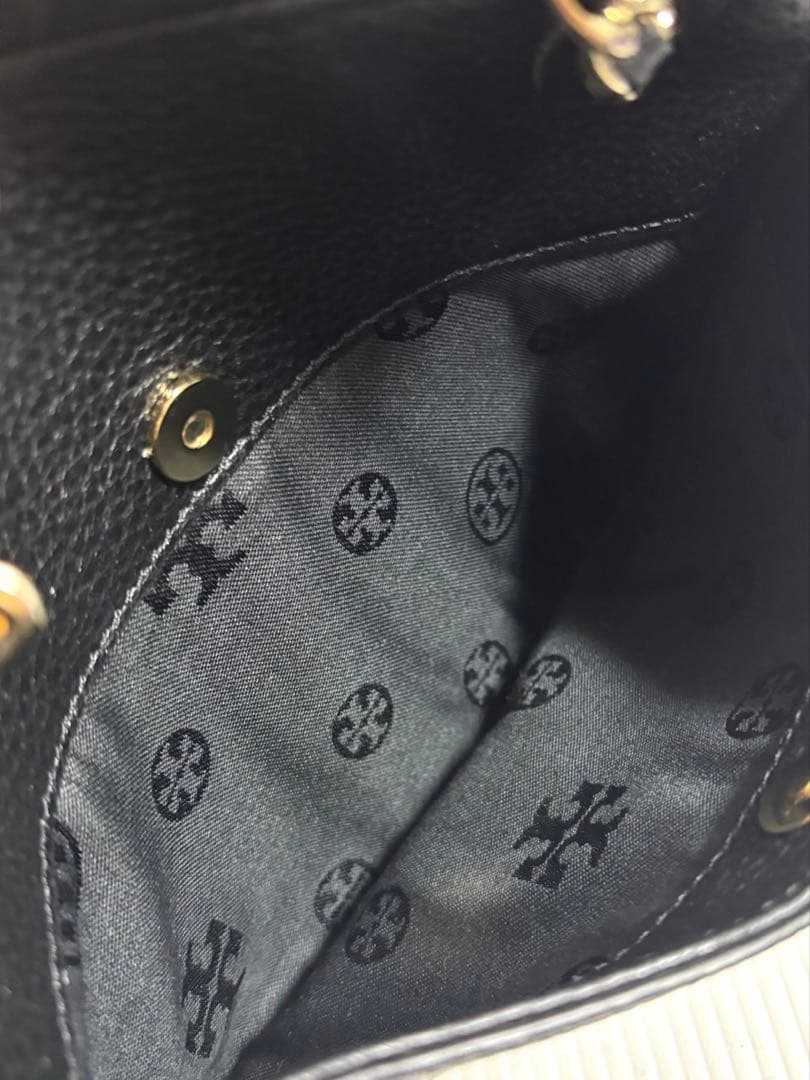 【未使用近い】トリーバーチショルダーバッグ タッセル付ポシェット 黒