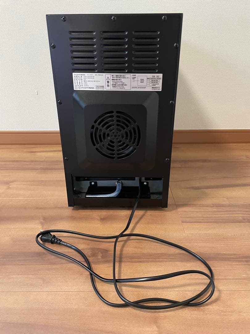 IRIS OHYAMA ワインセラー ブラック 8本収納