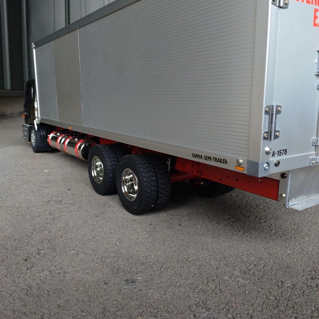 タイヤ1/14トレーラー改造デコトラ単車製作途中