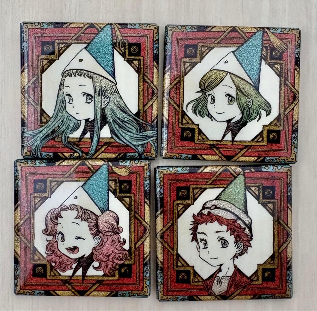 とんがり帽子のアトリエ グリッター 缶バッジ ココ　リチェ テティア　タータ