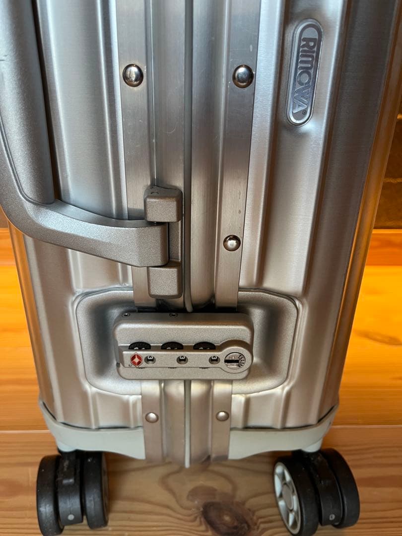 rimowa リモワ トパーズ スーツケース 32L 機内持込可